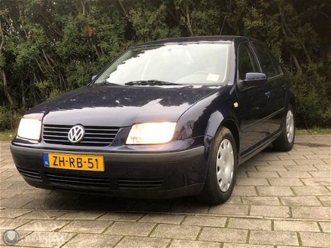 Volkswagen Bora - 1.6 - 1