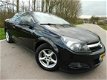 Opel Astra TwinTop - 1.6 Cosmo /LEDER/PDC/140146 NAP/AIRCO/APK/ - 1 - Thumbnail