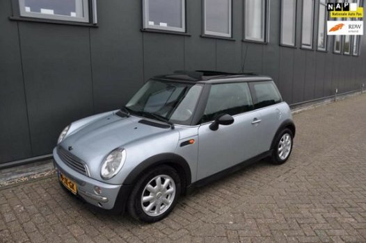 Mini Mini Cooper - 1.6 Pepper LEES ADVERTENTIE VASTEPRIJS AUTOMAAT EXPORT FULLOPTION - 1