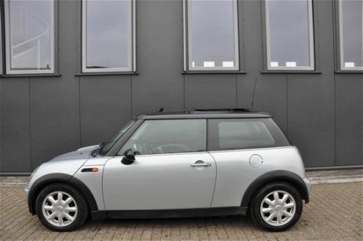 Mini Mini Cooper - 1.6 Pepper LEES ADVERTENTIE VASTEPRIJS AUTOMAAT EXPORT FULLOPTION - 1