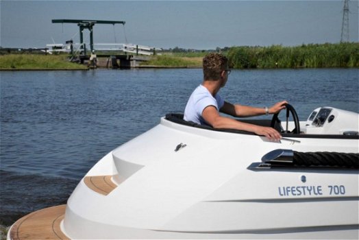 Lifestyle Marine Lifestyle 700 Tender - 2