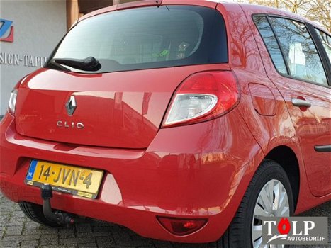 Renault Clio - 1.2 TCE Bsn - 1