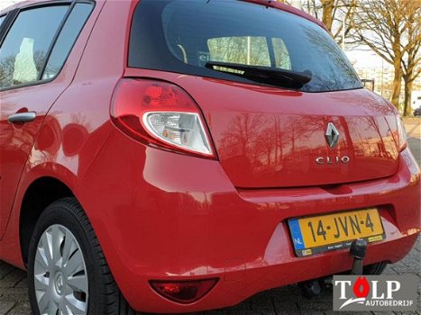 Renault Clio - 1.2 TCE Bsn - 1