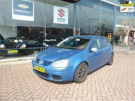 Volkswagen Golf - 1.6 FSI Trendline Sport Edition # Lmv, verlaagd, dubbele uitlaat - 1