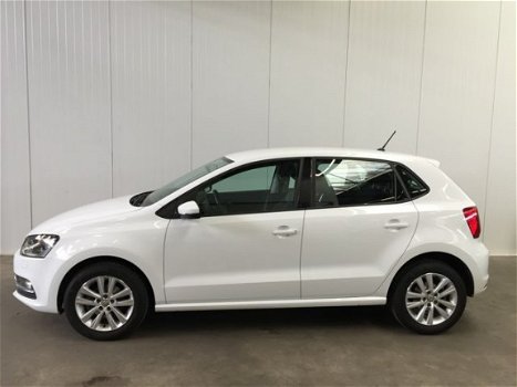 Volkswagen Polo - 1.2 TSI 40 Years Edition AIRCO-LMV-WINTER.PAKKET End Of Year Sale - 1