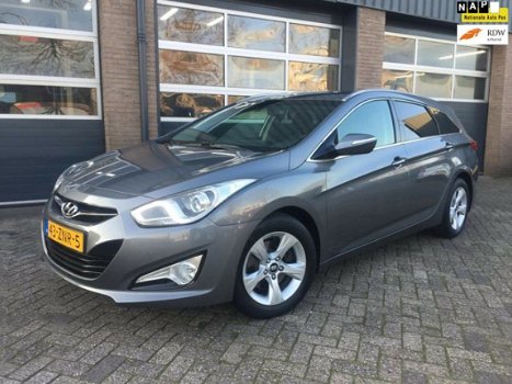 Hyundai i40 Wagon - I40 Wagon 1.6 GDI Blue Business Edition - 1