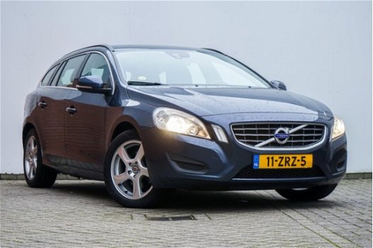 Volvo V60 - 2.0 D3 R-Design 2011 Trekhaak - 1