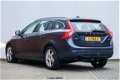 Volvo V60 - 2.0 D3 R-Design 2011 Trekhaak - 1 - Thumbnail