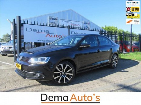 Volkswagen Jetta - 1.2 TSI Comfortline - 1