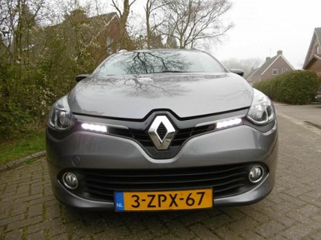 Renault Clio Estate - 0.9 TCe Night&Day PDC NAVI AIRCO PRIVACY GLAS 2015 - 1