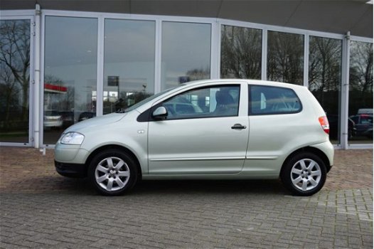 Volkswagen Fox - 1.4 Trendline , Airco, PDC, Lm velgen - 1