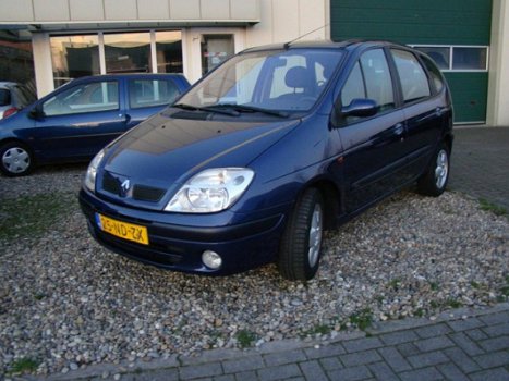 Renault Scénic - 1.6-16V Authentique - 1