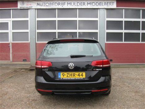 Volkswagen Passat Variant - 1.6 TDI 120 Pk Comfortl. Exec. ECC PDC - 1