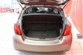 Toyota Yaris - 1.0 VVT-i Trend, Safety Sense, Alle optie's, - 1 - Thumbnail