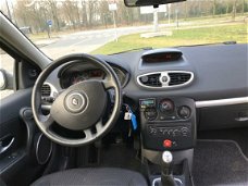 Renault Clio - 1.4 16V BJ 2006+Airco+5DRS+NAP