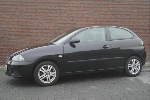 Seat Ibiza - 1.4-16V Sensation Rijklaarprijs + 1 jaar geldige APK - 1