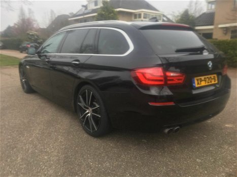 BMW 5-serie Touring - 520d High Executive - 1