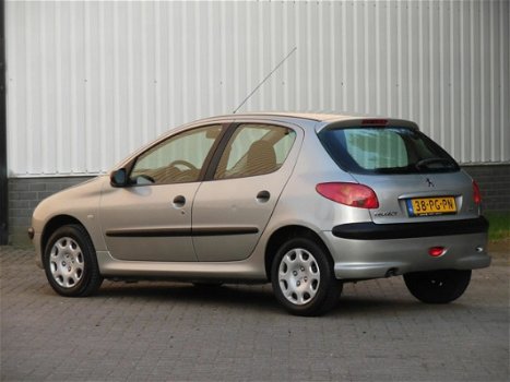 Peugeot 206 - 1.4 Pop' Art 5DRS/NiEUWE APK/NAP/SUPER NETTE - 1