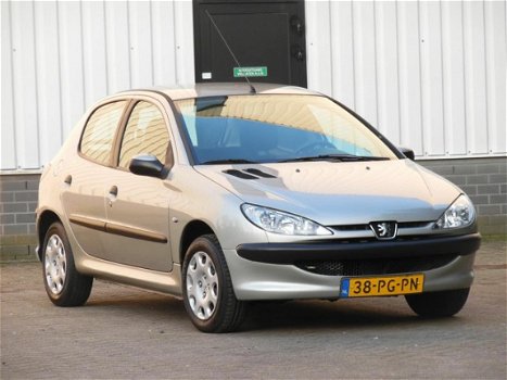 Peugeot 206 - 1.4 Pop' Art 5DRS/NiEUWE APK/NAP/SUPER NETTE - 1