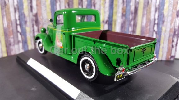 1937 Ford pickup COCA COLA groen 1:24 Motormax - 3