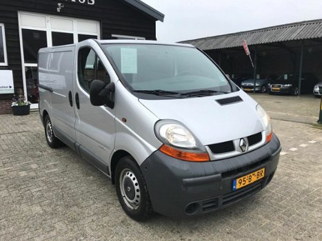 Renault Trafic - 2.5 dci automaat rolstoelbus - 1