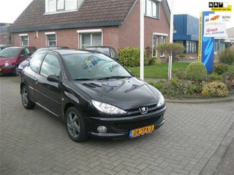 Peugeot 206 - 1.6-16V XT - 1