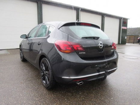 Opel Astra - 1.4 Turbo Sport + - 1