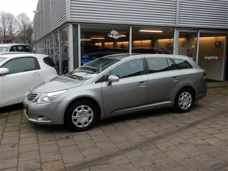 Toyota Avensis Wagon - 1.8 VVT-I DYNAMIC + 6 MND BOVAG - 1