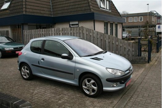 Peugeot 206 - 1.6-16V XS - 1