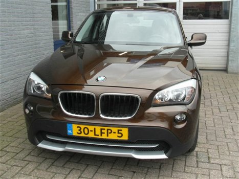 BMW X1 - 1.8i sDrive Inclusief Afleveringskosten - 1