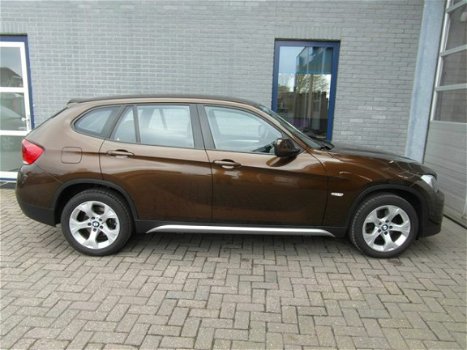 BMW X1 - 1.8i sDrive Inclusief Afleveringskosten - 1