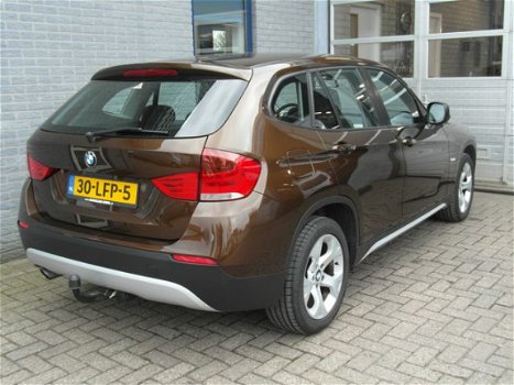 BMW X1 - 1.8i sDrive Inclusief Afleveringskosten - 1