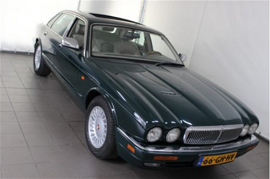 Daimler Double Six - 6.0 V12 AUT Org. NL-auto / BTW / Youngtimer - 1