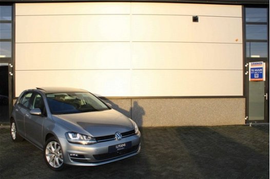 Volkswagen Golf - 1.4 TSI ACT Highline Full Option Pano Navi Leder ACC Xenon 140PK Dealeronderhouden - 1