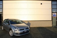 Volkswagen Golf - 1.4 TSI ACT Highline Full Option Pano Navi Leder ACC Xenon 140PK Dealeronderhouden