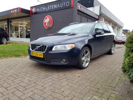 Volvo V70 - 2.0 SUMMUM, LEREN BEKL., STOELVERW. NAVI - 1