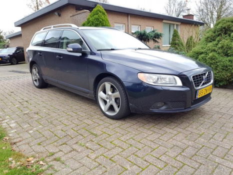 Volvo V70 - 2.0 SUMMUM, LEREN BEKL., STOELVERW. NAVI - 1