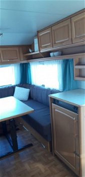 3 PERSOONS STAPELBED CARAVAN KNAUS 425, UNIEKE INDELING - 8