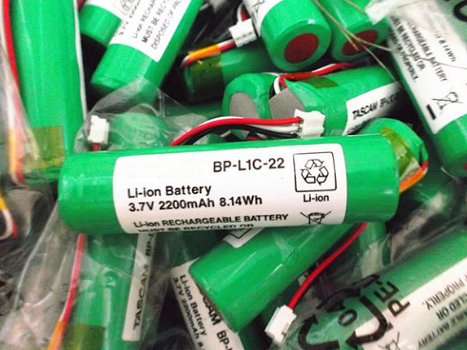 TASCAM BP-L1C-22互換用のバッテリー2200MAH/8.14WH 3.7V - 1