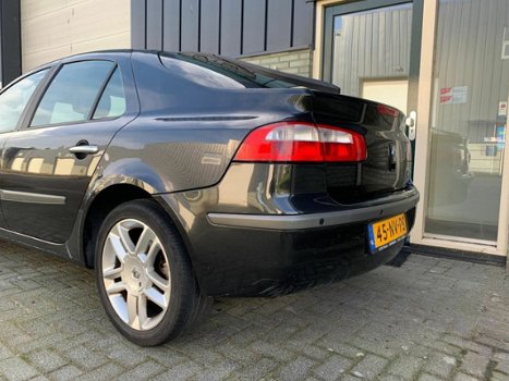 Renault Laguna - 2.0-16V T Initiale Leder/Navi/PDC/Vol opties - 1