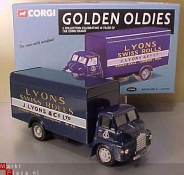 CORGI BEDFORD S LYONS # 19301 LIMITED EDITION - 1