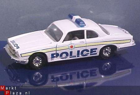 CORGI JAGUAR XJ 12C CENTRAL POLICE # 59202 - 1