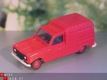 SOLIDO RENAULT 4 FIRE VAN # 4 - 2