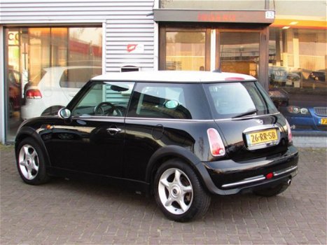 Mini Mini One - 1.6 BJ2005 COOPER AIRCO 185.000KM NAP - 1