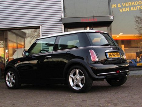 Mini Mini One - 1.6 BJ2005 COOPER AIRCO 185.000KM NAP - 1