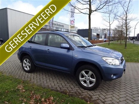 Toyota RAV4 - 2.0 VVTi Linea Sol - 1