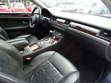 Audi A8 - 4.2 quattro Aut, Leder, Schuif/Kanteldak, YOUNGTIMER Bijtellingsvriendelijk - 1