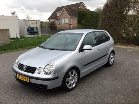 Volkswagen Polo - Automaat Airco 1.4-16V Comfortline - 1