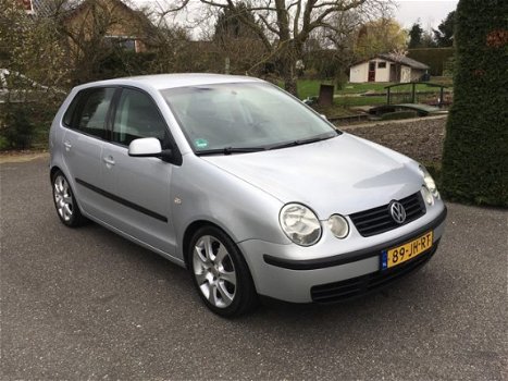 Volkswagen Polo - Automaat Airco 1.4-16V Comfortline - 1