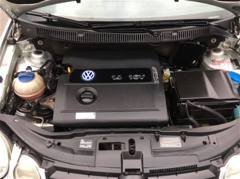 Volkswagen Polo - Automaat Airco 1.4-16V Comfortline - 1